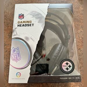 NEW NFL RGX-HP3 GAMING HEADSET Steelers LOGO Color Changing Logo